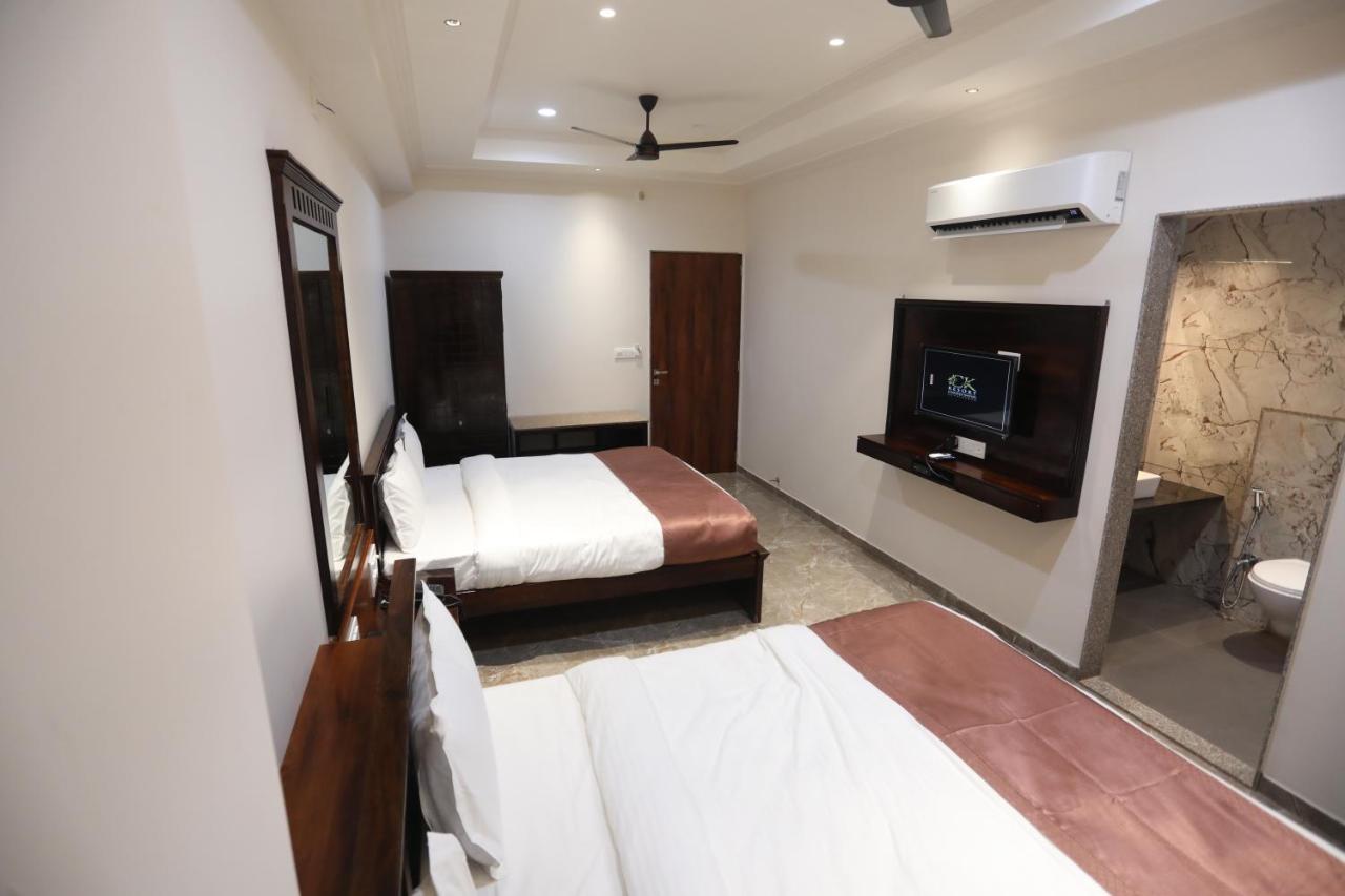 Chandan Kasturi Resort Dariāwad Buitenkant foto